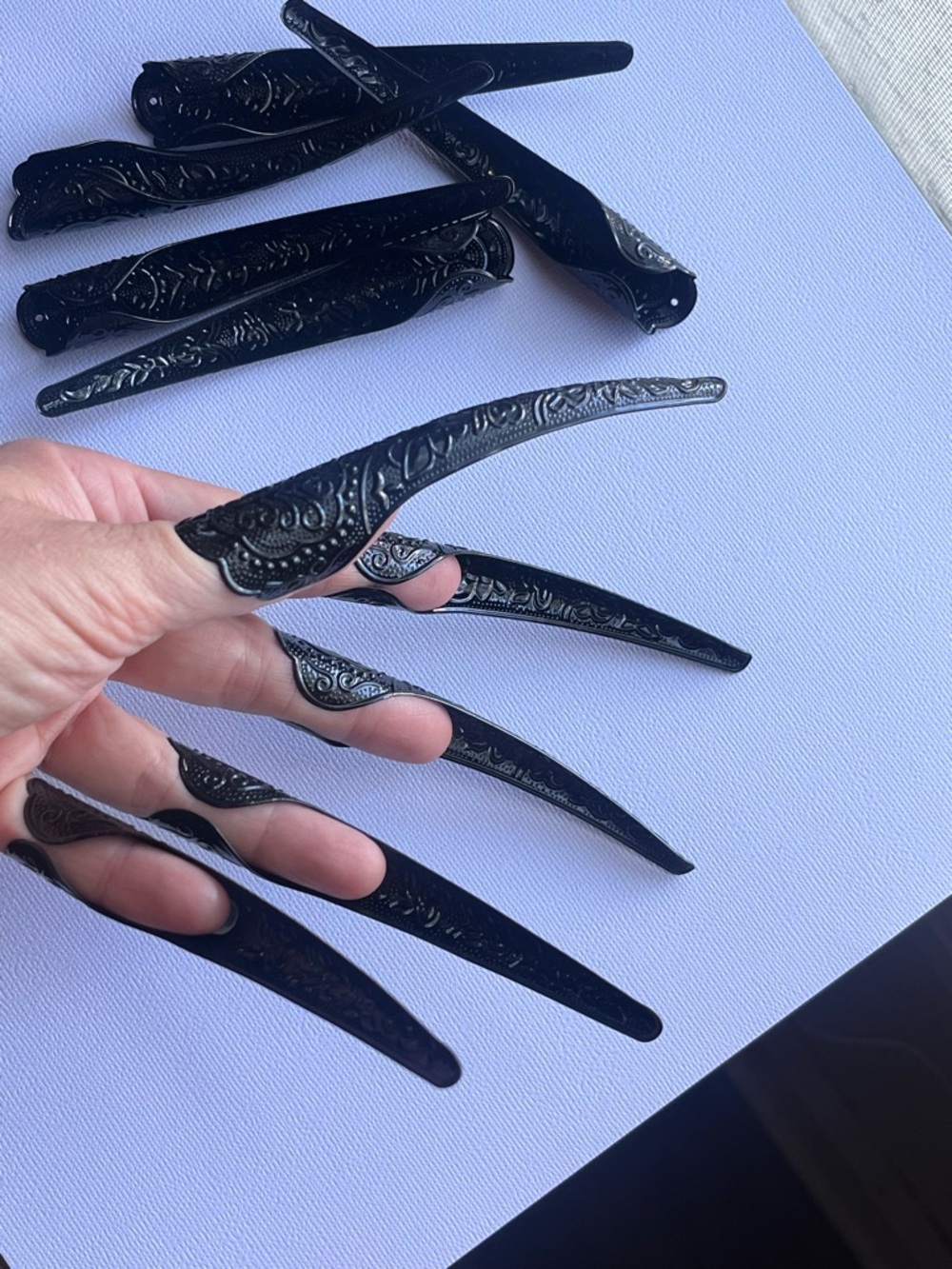 Costume Gothic Metal Nail Cuffs - Adjustable